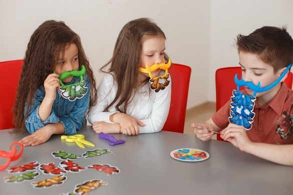 Игра настольная "Oops! Отрасти бороду!"