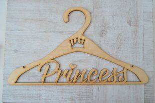 Фигура из фанеры 0.8 "Вешалка "Princess", 42*24 см.